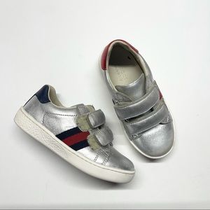 Gucci Kids Teen white Ace leather sneakers | Browns